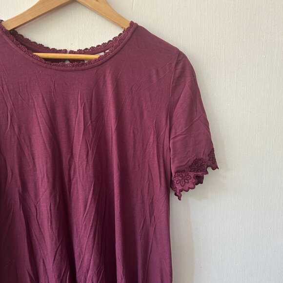 Logo Lori Goldstein Short Sleeve Top Womens Large Purple Keyhole Embroidered - Picture 3 of 8